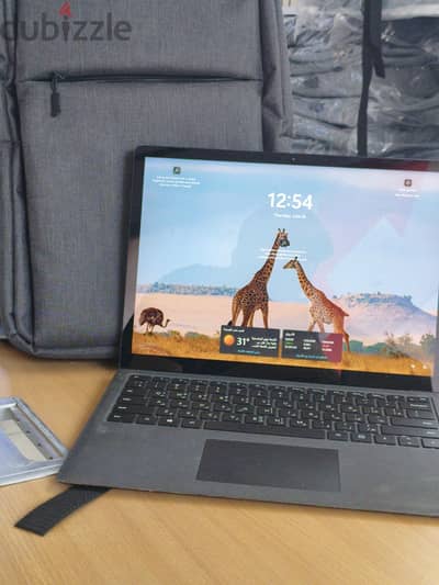 Microsoft Surface Laptop 2 I7 8TH 2K Resolution - استيراد بحالة زيرو