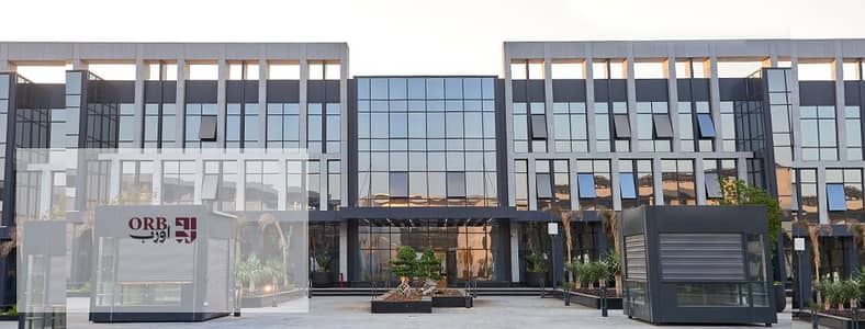 عيادة 46 متر استلام فوري في Rio Complex التجمع الخامس بتشطيب كامل، ريسبشن وغرفة كشف وحمام، موقع مميز بالدور الثالث، إجمالي 8,260,000 مقدم 4,500,000 وت