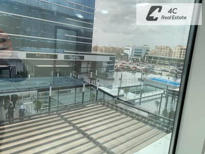 مكتب اداري للايجار 55متر تشطيب كامل -مول تريفيوم اسكوير التجمع الخامس التسعين الشمالي امام water way باقل سعر متر في المول جاهز للاستلام