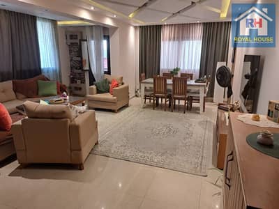 شقة للبيع بكامل العفش جاهزه علي السكن الفوري بين حسن مامون ومكرم عبيد - مدينة نصر في موقع متميز بالقرب من جميع الخدمات .