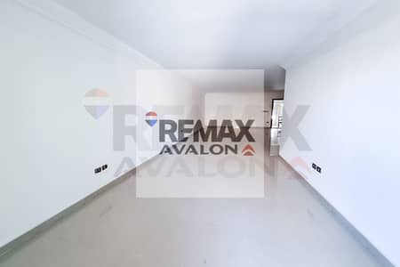 Apartment for rent 270 m Saya Pasha (directly on the tram)