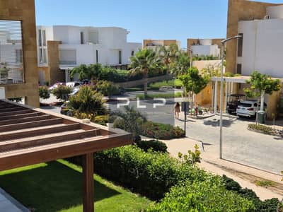 بنتهاوس مفروش بالكامل للبيع في سيشيل الساحل الشمالي بفيو مفتوح مع رووف خاص  Seashell North Coast