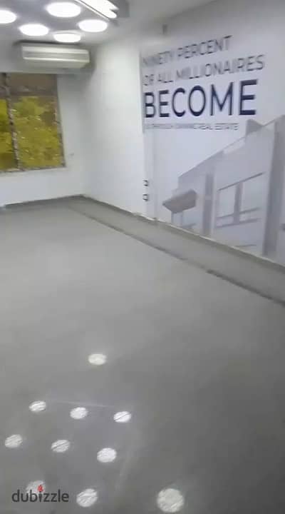 For rent for companies and administrative offices - 200 m² apartment with air conditioning - in a prime location - on the main El Gaysor Street near the Meriland - Heliopolis