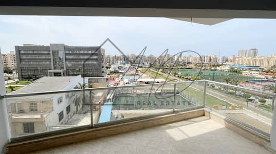 شقة للإيجار السكني في سموحة جراند فيو 180م