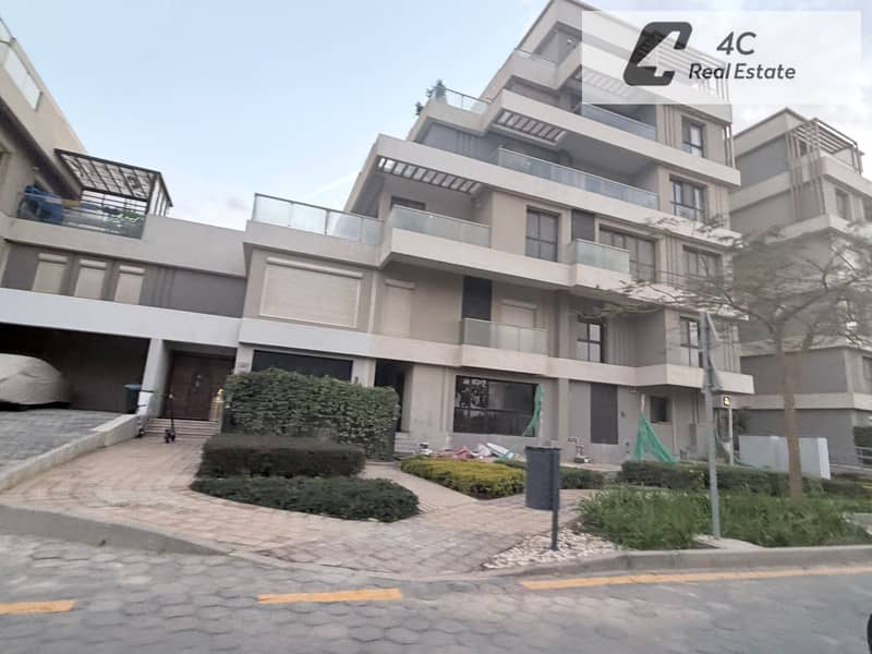 4 BR Apartment in Villette, photo 8 of 11