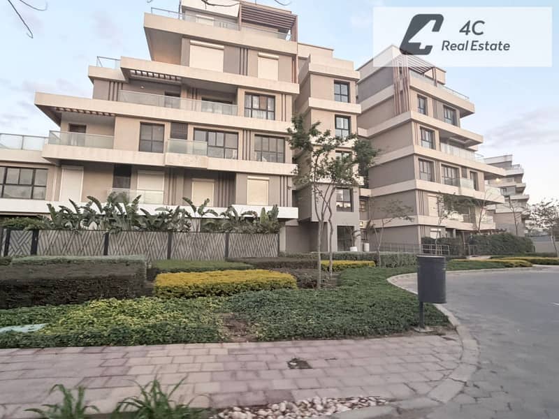 4 BR Apartment in Villette, photo 9 of 11