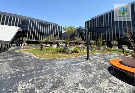 أول أستخدام - مكتب إداري 125م² متشطب في أيستاون سوديك - EDNC بجوار الجامعة الامريكية AUC في شارع التسعين ال90 الجنوبي