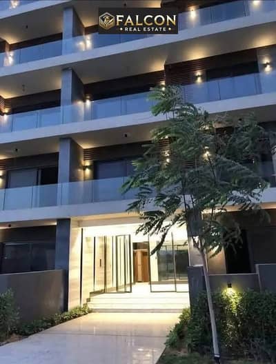 Apartment for sale with a down payment of 990,000 (VIB) in the heart of Shorouk, next to Madinaty, from La Vista in Patio.