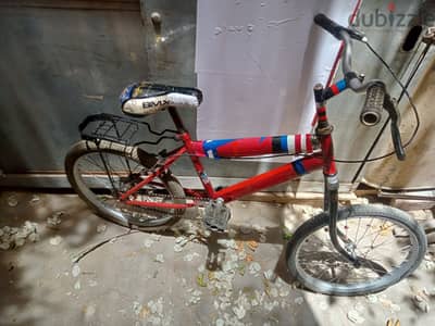 دراجه مقاس 18 حالة جيده