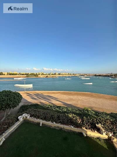 Ready to move lagoon view Over 3 years