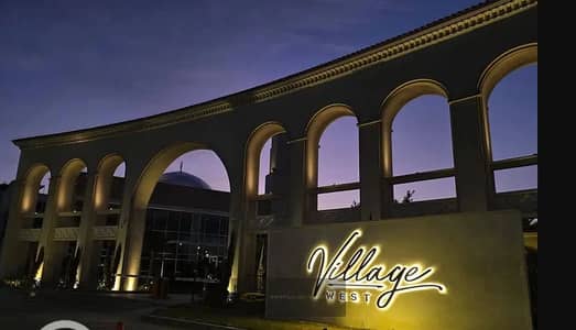 For rent in Village West – Dorra | Unique view penthouse in the compound with a large area and a private roof, elegantly finished and ready for living.