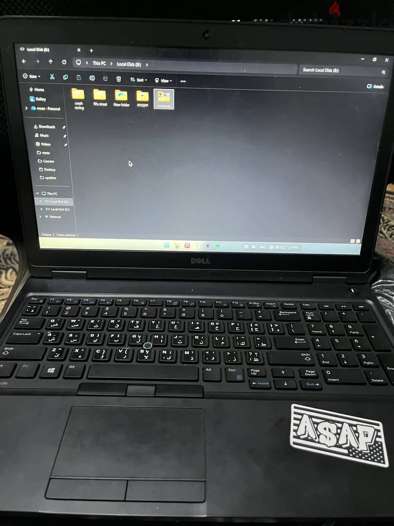 لاب توب dell latitude 5580 1