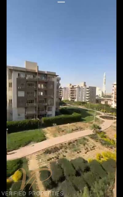 للبيع شقة مميزة في وصال ريزيدنس الشروق مساحه ١٧٠ متر تشطيبات خاصه