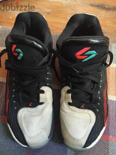 جزمة nike استعمال .