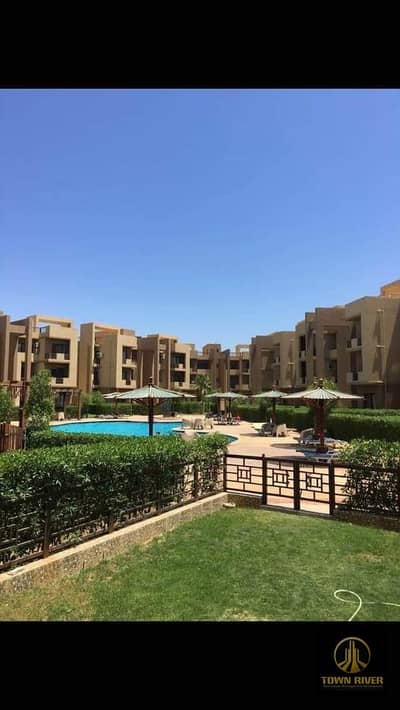 فرصة استثمارية نادرة | شاليه فاخر للبيع بقرية بلو باي آسيا العين السخنه ارضي بجاردن متشطب ومفروش بالكامل علي حمام السباحه مباشره خدمات القريه مطاعم,,,
