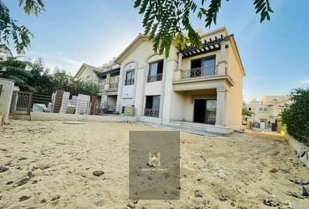 For sale in Madinaty F3 corner villa with a down payment and installments over 11 years and a wide garden without finishing