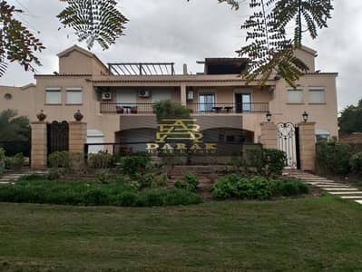 Two adjacent larger twin houses for sale in Madinaty, ready for move-in