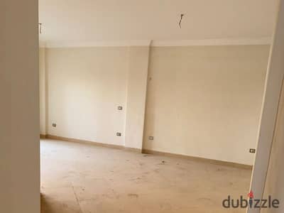 شقة للبيع في كمبوند وصال ريزدينس – فرصة استثنائية للسكن و الاستثمار
