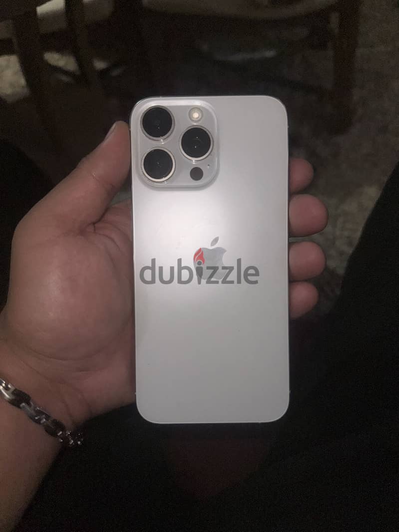 Apple - iPhone 15 Pro Max 1