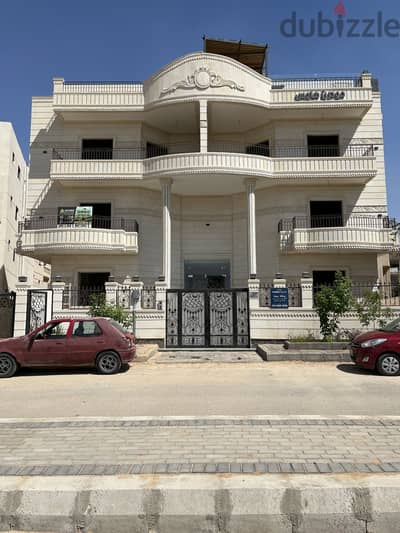 شقة فى الحى الثانى شرق المجاورة الثانية الشروق