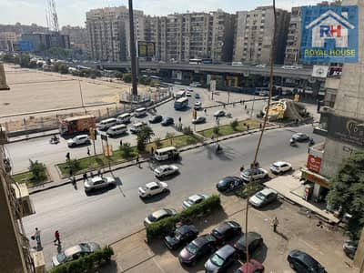 شقة الترا سوبر لوكس فى قلب مدينة نصر ميدان الساعة منطقة قريبة من جميع الخدمات