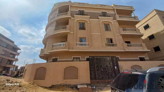 An apartment in Al-Andalus 1 close to Al-Teseen Al-Genoubi Street and close to Katameya Dunes Compound near Al-Ashgar Street, a distinctive location