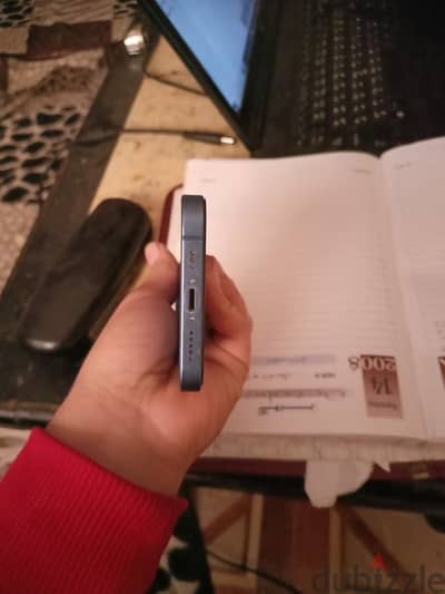 Apple - iPhone 13