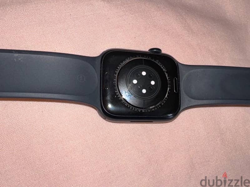 Apple Watch Series 7 45MM 4