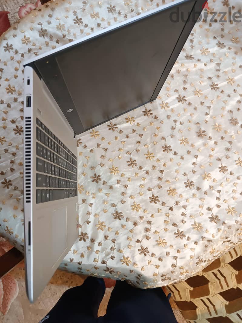 HP probook 450 g7 1