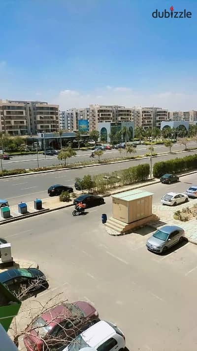 Apartment for sale, 96 square meters, in Madinaty B11, open view overlooking the strip mall, special finishing.