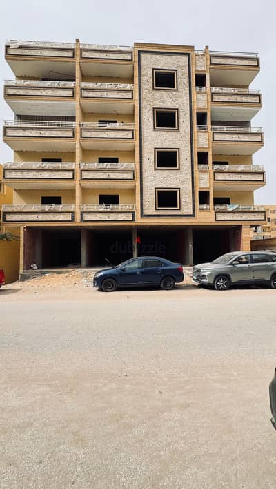 Apartment for sale directly from the owner very distinctive facade in the middle