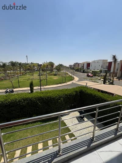 For rent, a villa in Madinaty with kitchen and air conditioning at a special price