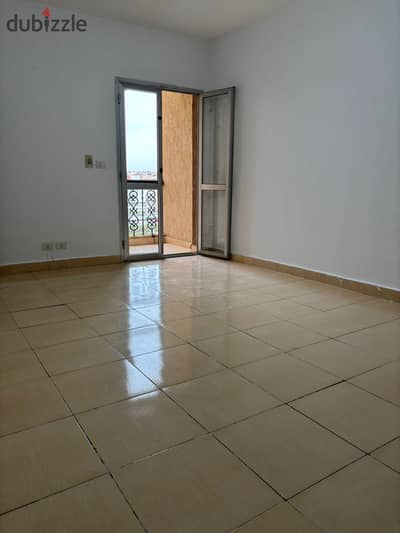 Apartment for sale garden view ready to move in near Eastern Market Special price negotiable with owner 99 sqm in Al Rehab 2, New Cairo.