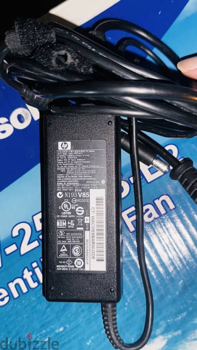 شاحن لاب توب HP أصلي 90 وات (كـسر زيرو / استعمال مرات قليلة)