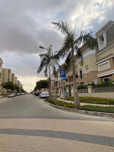 اقل سعر شقة 165م ريسيل استلام فوري  للبيع في سراي مستقبل سيتي Sarai Resale
