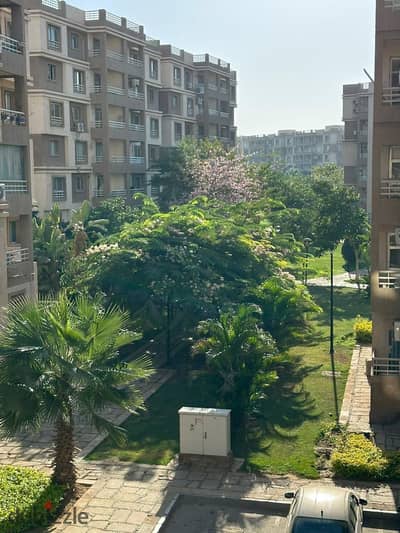 شقة للبيع فى مدينتى 90 متر غرفتين نوم وحمامين منطقة B6 دور ثانى تشطيبات شركة طلعت مصطفى خالصة ليس عليها اى اقساط