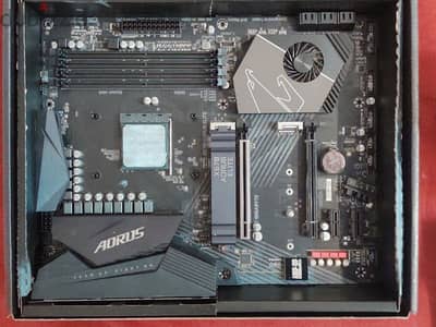 aorus X570 elite AM4 Socket DDR4 PCIE gen4