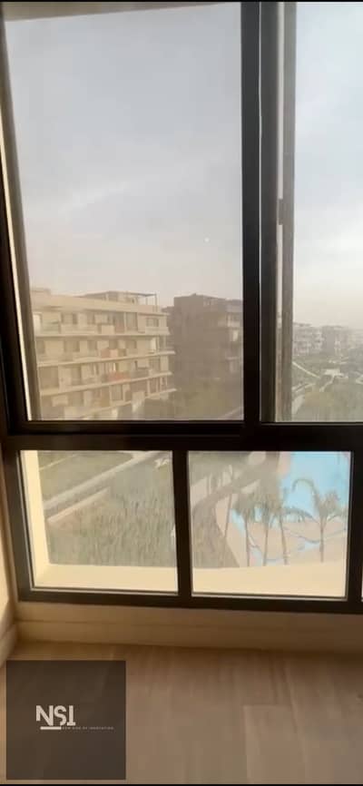 بنتهاوس  مميز جدا 203م مع 101 متر روف  3 غرف استلام فوري برايم لوكيشن Villette by SODIC
