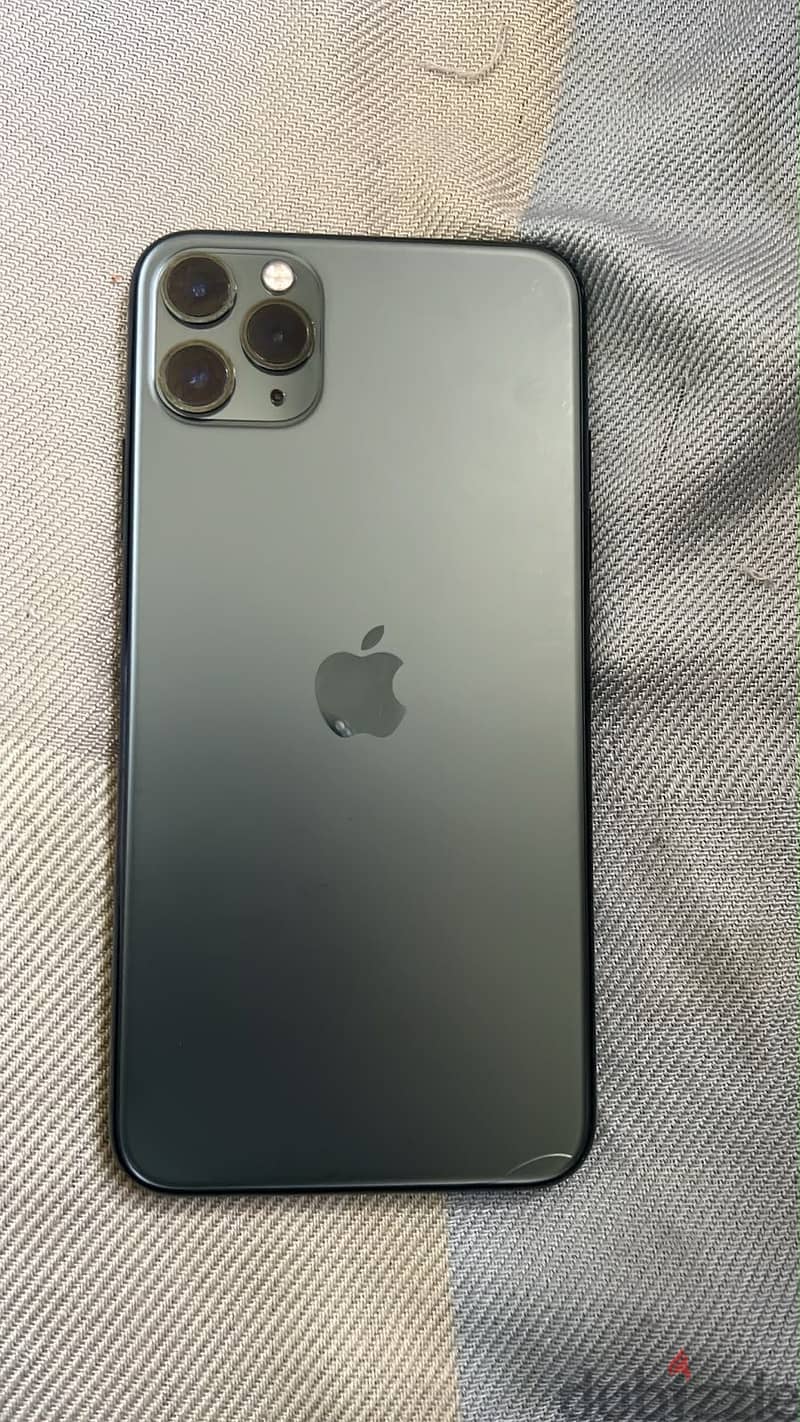Apple - iPhone 11 Pro Max 1