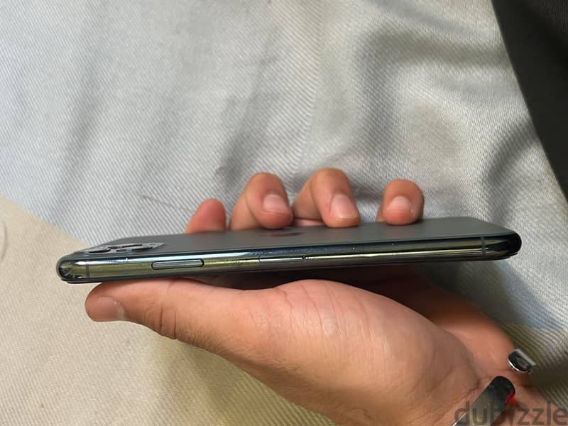 Apple - iPhone 11 Pro Max 5