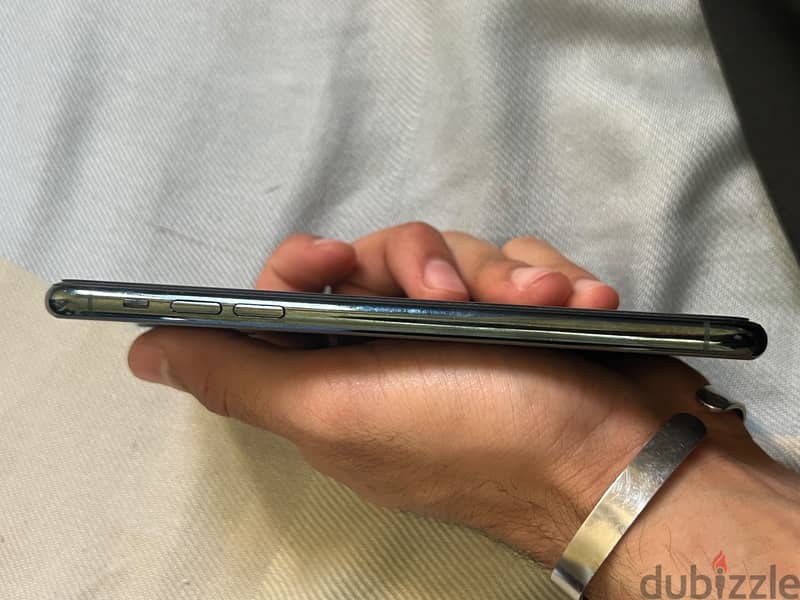 Apple - iPhone 11 Pro Max 7