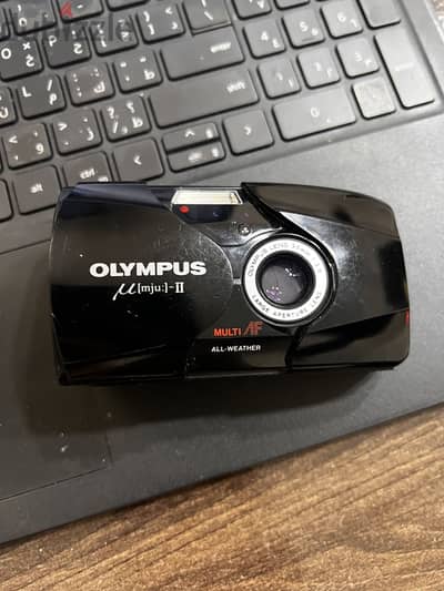 كاميرا فيلم قديمه انتيك olympus mju ii 35 mm
