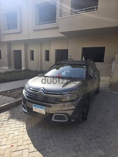 للبيع بحالة ممتازة جداً - Citroen C5 Aircoss 2021 Panorama