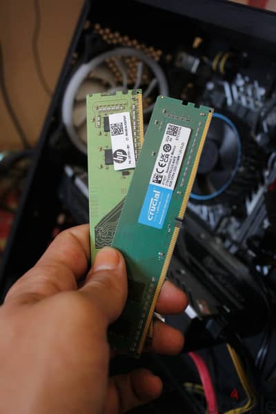RAM DDR4 16 GB 3200hz ( Ram8x2 ) للبيع