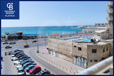 شقة للبيع 155 م المندره - (خطوات من البحر) - بسعر 7.000. 000 ج /كاش-فيو بحر-استلام فوري.