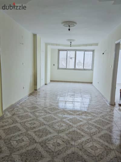 Available apartment on key parallel Ahmed Fakhry