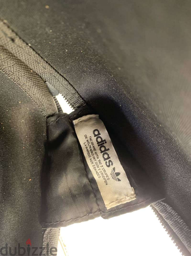 Adidas la marque 1