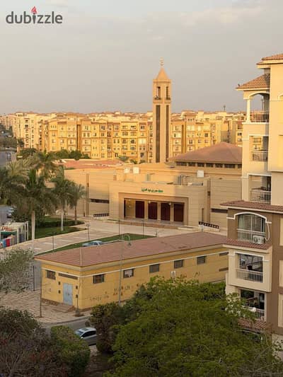 شقة للايجار فى مدينتى 135متر 3غرف2حمام منطقة B1 المميزة مجموعه 14 تشطيب طلعت مصطفى
