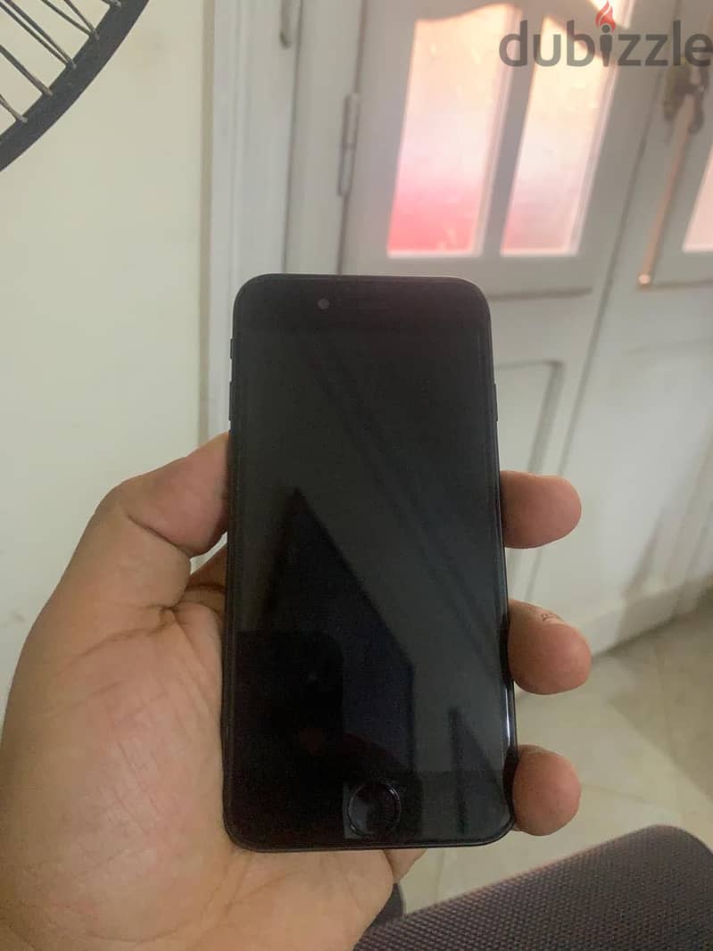 Apple - iPhone 8 2