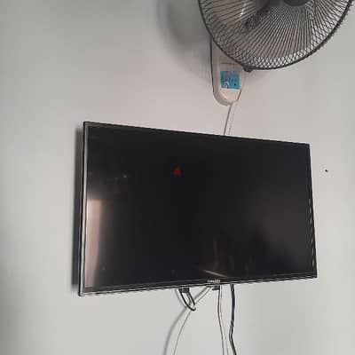 شاشه تورنادو 32 بوصه